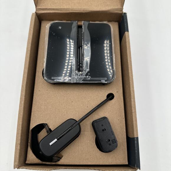 PlantronicsCS540 Convertible Wireless Headset - Black - Picture 4 of 5